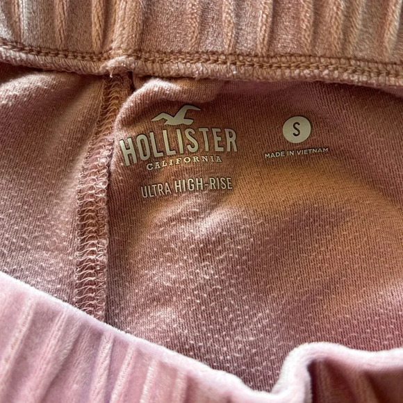 😍Hollister size small velvet sweatpants - Picture 4 of 4